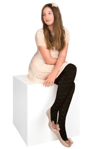 RM011-G-02 Rajstopy microfibra 30 den czarne w kokardki