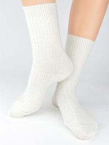 SW027-W-04 Skarpety z wełną prążek ecru