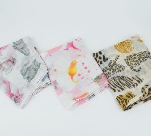 CS023-W-01 Szalik damski koty mix